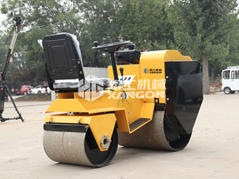 忽冷忽熱，小型壓路機(jī)使用還需要注意一下幾點(diǎn)！